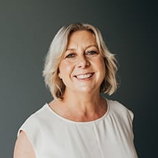 JULIE HOLLAND